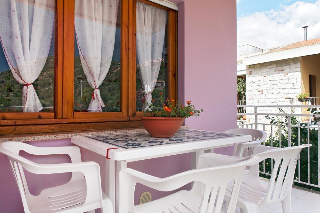 Apartment Dissoro Santa Maria Navarrese Δωμάτιο φωτογραφία
